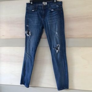 Current/Elliott distressed jeans